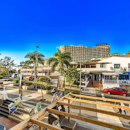 Apartment Two Bedroom In Playa De Americas, Free Wifi