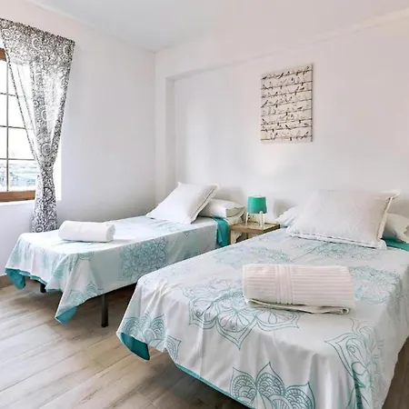 Lägenhet Two Bedroom In Playa De Americas, Free Wifi *