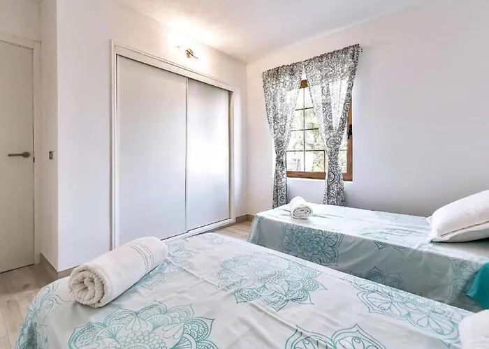 Two Bedroom In Playa De Americas, Free Wifi * Playa de las Americas (Tenerife)