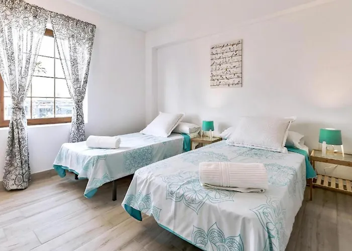 Appartamento Two Bedroom In Playa De Americas, Free Wifi *